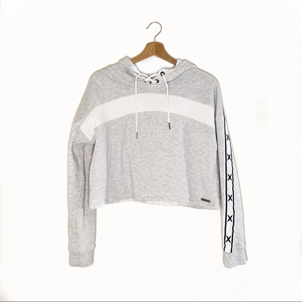 betsey johnson performance // cropped sweatshirt